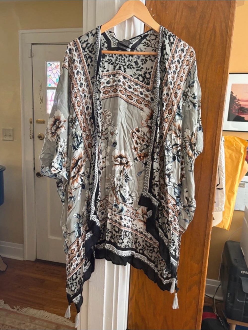 NWT Vince Camuto  Floral Kimono Cover-Up